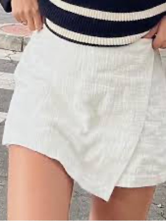 Abercrombie & Fitch Dresses & Skirts - Abercrombie & Fitch Cream Tweed Wrap Skort High Waisted Tailored Shorts Size L